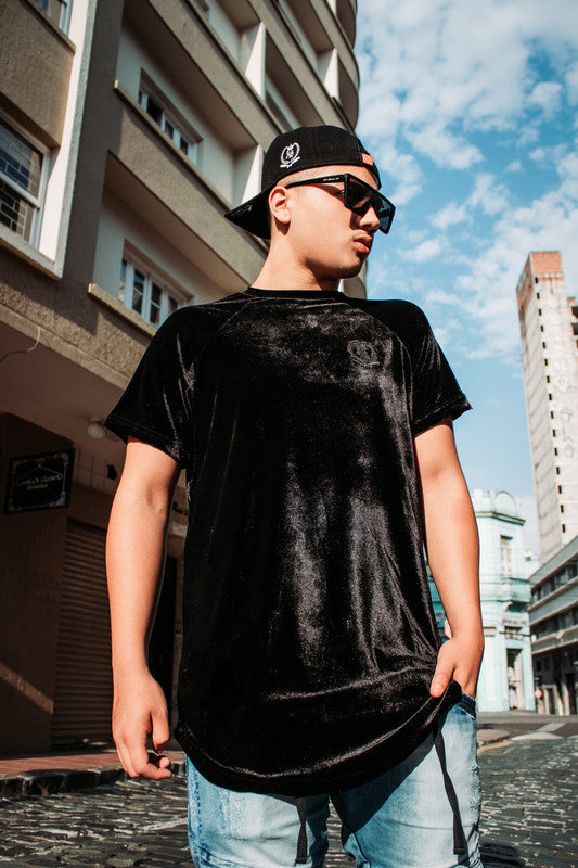 Camiseta Art Stillo Long Line  Oversized Masculina Preta Veludo